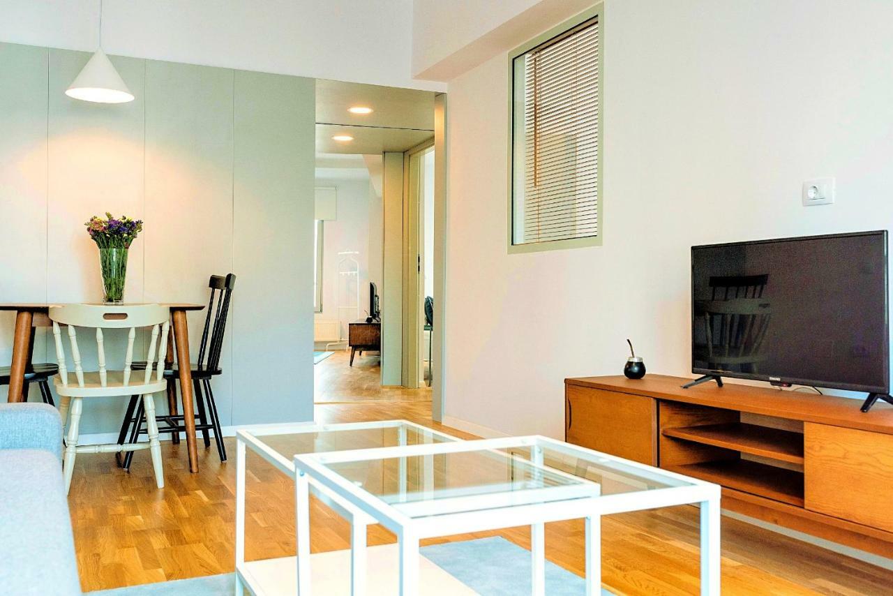 Old Town Riverview Apartment Bucharest Luaran gambar